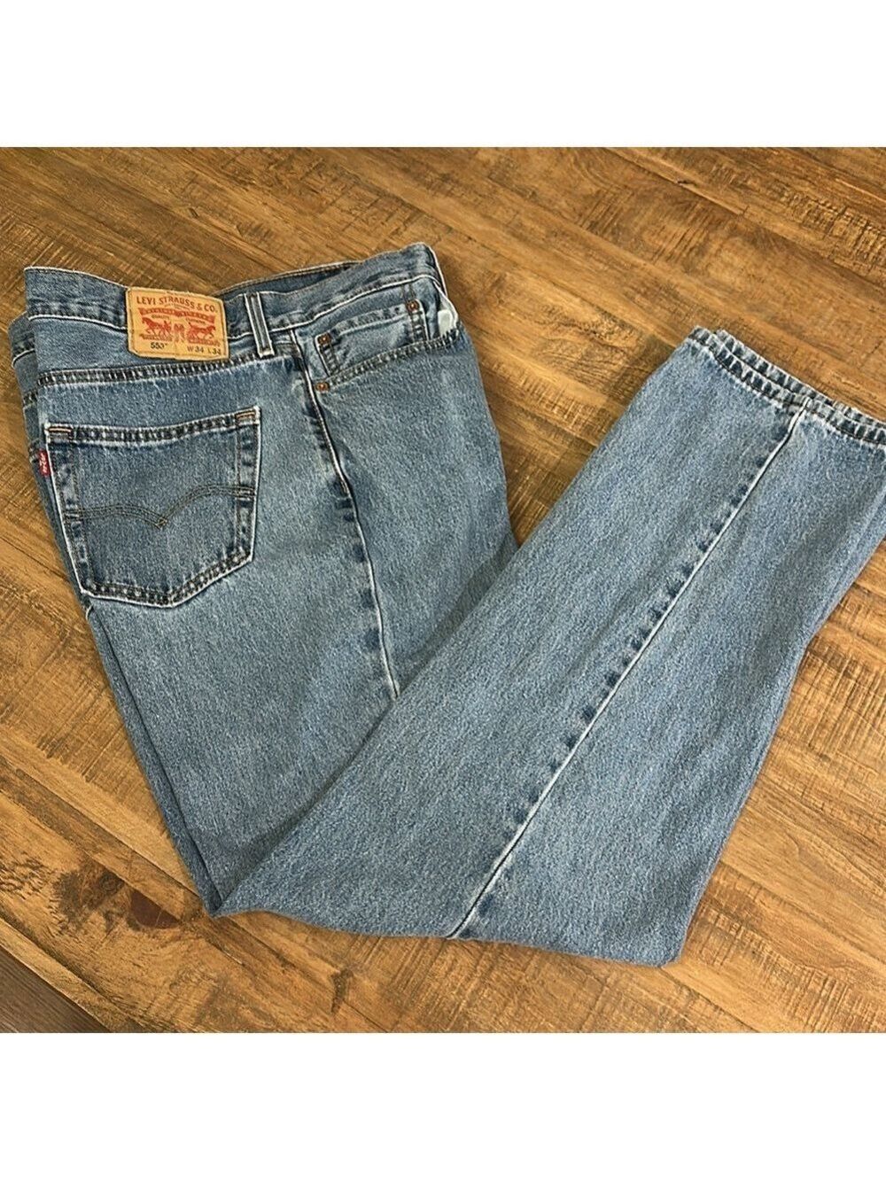 Levi's 550 Men’s Relaxed Fit Medium Stonewash Blue Jeans Size 34/34